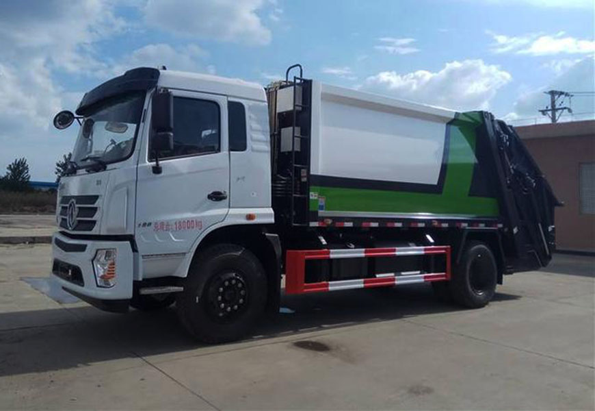 東風(fēng)專底壓縮垃圾車(chē)10-12方