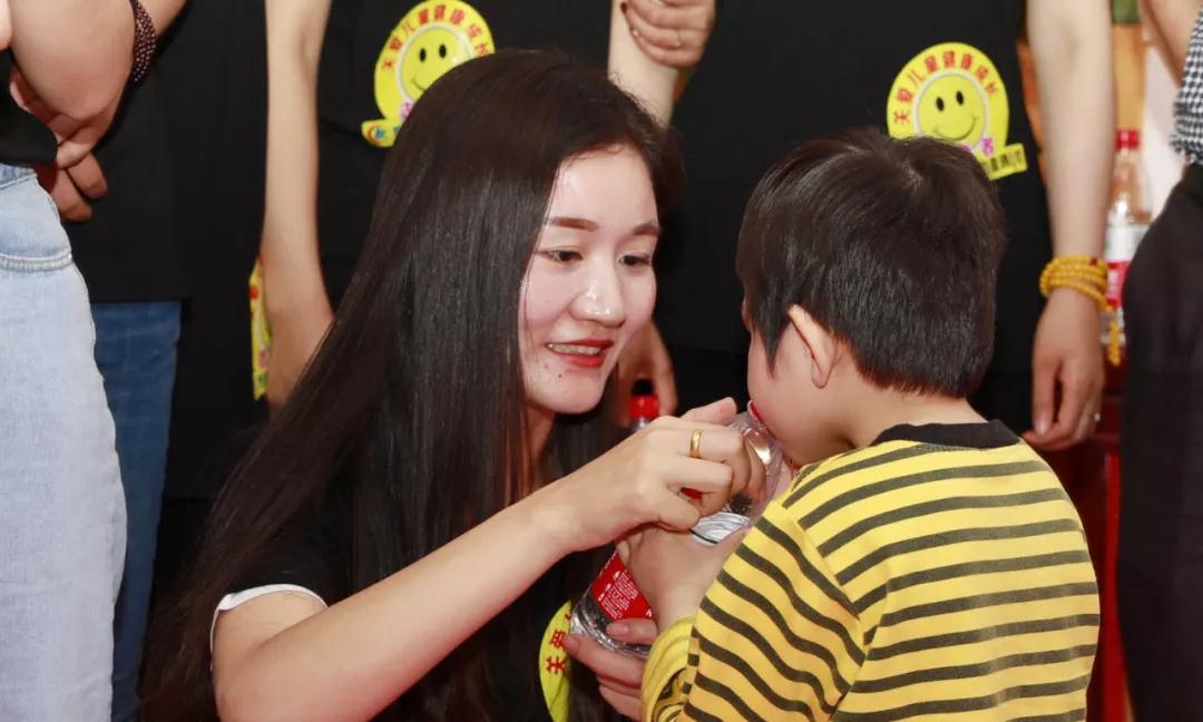 弘揚傳統美德,關愛兒童成長----首屆“魅力隨州,多彩程力”抖音大賽捐贈公益活動紀實